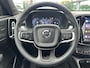 Volvo XC40 2.0 B4 Plus Dark Automaat, Premium sound Harman-Kardon, Blis, Adaptive cruise Control, Verwarmde stoelen + Stuur, Parkeer camera, Trekhaak semi Elektrisch.