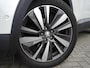 Peugeot 3008 1.2 PureTech GT Line | Achteruitrijcamera | Navigatie | Full led | 19 inch lichtmetalen velgen | Elektrisch te openen kofferbak | Cruise control | Climate control