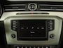 Volkswagen Passat 1.4 TSI Comfortline | Stoelverwarming | Trekhaak | Adaptive cruise | Navigatie | Parkeerhulp | Climate control | Bluetooth
