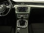 Volkswagen Passat 1.4 TSI Comfortline | Stoelverwarming | Trekhaak | Adaptive cruise | Navigatie | Parkeerhulp | Climate control | Bluetooth