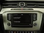 Volkswagen Passat 1.4 TSI Comfortline | Stoelverwarming | Trekhaak | Adaptive cruise | Navigatie | Parkeerhulp | Climate control | Bluetooth