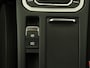 Volkswagen Passat 1.4 TSI Comfortline | Stoelverwarming | Trekhaak | Adaptive cruise | Navigatie | Parkeerhulp | Climate control | Bluetooth