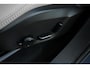 Volvo XC90 2.0 T8 Plug-in hybrid AWD Ultra Dark | Nappa Leder met ventilatie Blond | Trekhaak | Headup display | Panoramadak | Preconditioning | Driver Awareness | Driver Assistance | Getinte ramen | 22 Inch | Bowers & Wilkins | Visual Park Assist | 6,4KW Boordlader | One Pedal Drive | Google Maps | Google Assistant | Verwarmbare voorstoelen | Stoelverwarming achter | 4-Zone airco | Full Led