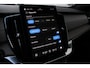Volvo XC90 2.0 T8 Plug-in hybrid AWD Ultra Dark | Nappa Leder met ventilatie Blond | Trekhaak | Headup display | Panoramadak | Preconditioning | Driver Awareness | Driver Assistance | Getinte ramen | 22 Inch | Bowers & Wilkins | Visual Park Assist | 6,4KW Boordlader | One Pedal Drive | Google Maps | Google Assistant | Verwarmbare voorstoelen | Stoelverwarming achter | 4-Zone airco | Full Led