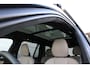 Volvo XC90 2.0 T8 Plug-in hybrid AWD Ultra Dark | Nappa Leder met ventilatie Blond | Trekhaak | Headup display | Panoramadak | Preconditioning | Driver Awareness | Driver Assistance | Getinte ramen | 22 Inch | Bowers & Wilkins | Visual Park Assist | 6,4KW Boordlader | One Pedal Drive | Google Maps | Google Assistant | Verwarmbare voorstoelen | Stoelverwarming achter | 4-Zone airco | Full Led