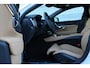 Volvo V90 2.0 T6 Plug-in hybrid AWD Ultra Dark | Nappa Leder met ventilatie Charcoal/Amber | Trekhaak | Headup display | Panoramadak | Preconditioning | Stoelmassage | Driver Awareness | Driver Assistance | Getinte ramen | 22 Inch | Premium Audio by Harman Kardon | Visual Park Assist | Google Maps | Google Assistant | Verwarmbare voorstoelen | Stoelverwarming achter | 4-Zone airco | Matrix Led