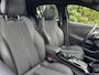 Peugeot 208 GT 1.2 PureTech 100PK EAT8 Automaat Panoramadak, Navigatie, Achteruitrijcamera, Parkeersensoren, Apple Carplay, Android Auto
