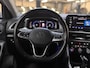 Volkswagen T-Roc 1.5 TSI 150pk DSG Automaat Life Navi Camera Trekhaak Parking pack Digi Dash Dealeronderhouden