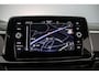 Volkswagen T-Roc R-Line Edition 1.5 TSI 150pk DSG Automaat Trekhaak, Panoramadak, Beats audio, Adaptive cruise control, Achteruitrijcamera, Black Style, LED matrix koplampen