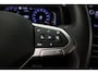 Volkswagen T-Roc R-Line Edition 1.5 TSI 150pk DSG Automaat Trekhaak, Panoramadak, Beats audio, Adaptive cruise control, Achteruitrijcamera, Black Style, LED matrix koplampen
