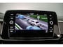 Volkswagen T-Roc R-Line Edition 1.5 TSI 150pk DSG Automaat Trekhaak, Panoramadak, Beats audio, Adaptive cruise control, Achteruitrijcamera, Black Style, LED matrix koplampen