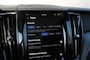 Volvo XC60 2.0 T6 AWD Black Edition - Pano - Luchtvering - Harman/Kardon