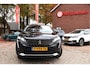 Peugeot 3008 130 Pk Allure Pack Business * AUTOMAAT * * Trekhaak * Navigatie * Dodehoekbewaking * Adaptive Cuise & Climate Control * 1/2 Lederen Interieur * Full Led Koplampen * Keyless Entry & Start Button * 18" L.M. Velgen * DAB Radio * Vingerhoets; Vierde Generatie Eersteklas Service !