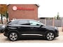 Peugeot 3008 130 Pk Allure Pack Business * AUTOMAAT * * Trekhaak * Navigatie * Dodehoekbewaking * Adaptive Cuise & Climate Control * 1/2 Lederen Interieur * Full Led Koplampen * Keyless Entry & Start Button * 18" L.M. Velgen * DAB Radio * Vingerhoets; Vierde Generatie Eersteklas Service !