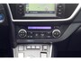 Toyota Auris 1.8 Hybrid Lease / NL-Auto / Panodak / Afn. Trekhaak / Camera / Navi / Cruise / Climate