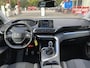 Peugeot 3008 1.2 PureTech Blue Lease Executive | Apple carplay/Android auto | Navigatie | Trekhaak | Dakrails | Cruise control | Climate control | Parkeersensoren achter |