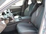 Peugeot 308 SW 1.2 136 pk Automaat Hybrid Allure | 10"scherm | AppleCarPlay/AndroidAuto | 17"LMV | Navigatie | Adaptive Cruise Control | Climate Control | 360'Camera | Keyless | Isofix | Privacy Glass |