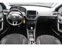 Peugeot 2008 1.2 Blue Lion | incl. 12 maanden garantie | Trekhaak | Navigatie | Cruise control | DAB+ | Lichtmetalen velgen | Parkeersensoren achter |