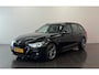 BMW 3-Serie Touring 320i Centennial High Executive Panoramadak | Cruise control | Parkeersensoren voor en achter | Lichtmetalen velgen 19" |
