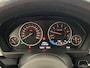 BMW 3-Serie Touring 320i Centennial High Executive Panoramadak | Cruise control | Parkeersensoren voor en achter | Lichtmetalen velgen 19" |
