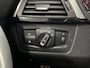 BMW 3-Serie Touring 320i Centennial High Executive Panoramadak | Cruise control | Parkeersensoren voor en achter | Lichtmetalen velgen 19" |