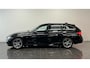 BMW 3-Serie Touring 320i Centennial High Executive Panoramadak | Cruise control | Parkeersensoren voor en achter | Lichtmetalen velgen 19" |