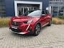 Peugeot e-2008 EV GT 50 kWh | Panoramisch schuifdak | Camera | Navigatie | 1 Fase