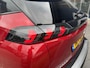 Peugeot e-2008 EV GT 50 kWh | Panoramisch schuifdak | Camera | Navigatie | 1 Fase