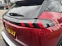 Peugeot e-2008 EV GT 50 kWh | Panoramisch schuifdak | Camera | Navigatie | 1 Fase