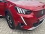 Peugeot e-2008 EV GT 50 kWh | Panoramisch schuifdak | Camera | Navigatie | 1 Fase