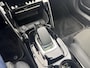 Peugeot e-2008 EV GT 50 kWh | Panoramisch schuifdak | Camera | Navigatie | 1 Fase