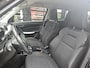 Suzuki Swift 1.0 Stijl Smart Hybr | 115PK | Nav/cam |17"lm Velgen | 6 mnd gar