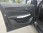 Suzuki Swift 1.0 Stijl Smart Hybr | 115PK | Nav/cam |17"lm Velgen | 6 mnd gar