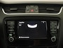 Skoda Octavia 1.0 TSI Ambition | 1e eigenaar | Stoelverwarming | Trekhaak | Verwarmde voorruit | DAB | Navigatie | Parkeerhulp | Climate control | Cruise control | Getint glas
