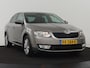 Skoda Octavia 1.0 TSI Ambition | 1e eigenaar | Stoelverwarming | Trekhaak | Verwarmde voorruit | DAB | Navigatie | Parkeerhulp | Climate control | Cruise control | Getint glas