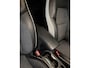 Renault Captur 1.0 TCe 100 Intens / Clima / Navi / 17" LM velgen / Sensoren V+A / Keyless / Getinte ramen achter