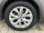 Renault Captur 1.0 TCe 100 Intens / Clima / Navi / 17" LM velgen / Sensoren V+A / Keyless / Getinte ramen achter