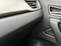Renault Captur 1.0 TCe 100 Intens / Clima / Navi / 17" LM velgen / Sensoren V+A / Keyless / Getinte ramen achter