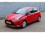 Toyota Yaris 1.5 Hybrid Energy O.a: Navi, Clima, Camera, Cruise, Multimedia, Etc..  Rijklaar! All-in prijs!