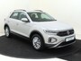 Volkswagen T-Roc 1.5 TSI Life Business | Trekhaak | Parkeersensoren | Stoelverwarming | CarPlay | Navigatie | Digital cockpit | Lane assist |