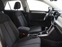 Volkswagen T-Roc 1.5 TSI Life Business | Trekhaak | Parkeersensoren | Stoelverwarming | CarPlay | Navigatie | Digital cockpit | Lane assist |