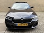 BMW 5-Serie Touring 530e High Executive M-pakket | Live cockpit professional | BMW Laser light | 360 camera | Adaptieve cruise | Panoramadak | Elektrische trekhaak | 19 inch LMV | Apple CarPlay | Head up | Sportstoelen | Dodehoekdetectie | Volledig onderhouden