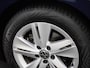 Volkswagen Golf Variant 1.0eTSI/110PK Life DSG · Navigatie · Trekhaak · Apple/Android Car Play ·Garantie t/m 06-05-2027 of 100.000km