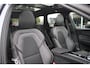 Volvo XC60 T6 350PK Plug-in hybrid AWD Ultra Black Edition | Luchtvering | Premium Harman/Kardon Audio | Stoel/Stuurverwarming | Achterbank verwarmd | 22" Velgen | 360 Camera | Semi Elektr. Trekhaak | Panoramisch Schuif-Kanteldak | Adaptive Cruise & Pilot Assist | Power Seats incl. Memory |