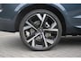 Volvo XC60 T6 350PK Plug-in hybrid AWD Ultra Black Edition | Luchtvering | Premium Harman/Kardon Audio | Stoel/Stuurverwarming | Achterbank verwarmd | 22" Velgen | 360 Camera | Semi Elektr. Trekhaak | Panoramisch Schuif-Kanteldak | Adaptive Cruise & Pilot Assist | Power Seats incl. Memory |
