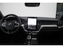 Volvo XC60 T6 350PK Plug-in hybrid AWD Ultra Black Edition | Luchtvering | Premium Harman/Kardon Audio | Stoel/Stuurverwarming | Achterbank verwarmd | 22" Velgen | 360 Camera | Semi Elektr. Trekhaak | Panoramisch Schuif-Kanteldak | Adaptive Cruise & Pilot Assist | Power Seats incl. Memory |