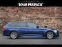 BMW 5-Serie Touring 530i High Executive M-sport | Camera | Trekhaak | Stuurverwarming