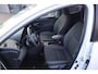 Toyota Yaris 1.5 HYBRID DYNAMIC APPLE/ANDROID STOEL+STUURVERWARMING LM-VELGEN CAMERA AD-CRUISE