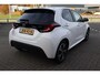 Toyota Yaris 1.5 HYBRID DYNAMIC APPLE/ANDROID STOEL+STUURVERWARMING LM-VELGEN CAMERA AD-CRUISE