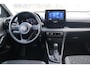 Toyota Yaris 1.5 HYBRID DYNAMIC APPLE/ANDROID STOEL+STUURVERWARMING LM-VELGEN CAMERA AD-CRUISE